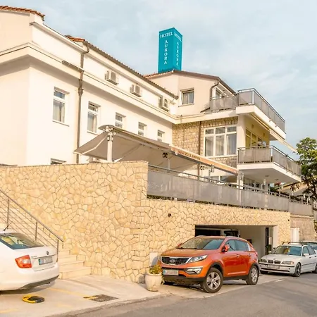 Aurora קריקווניצה