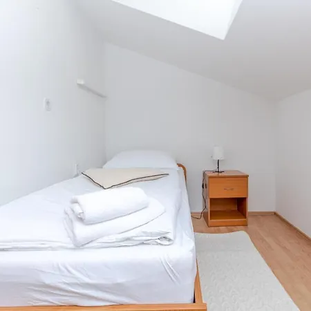 Hotel Aurora 3*