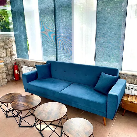 Aurora קריקווניצה